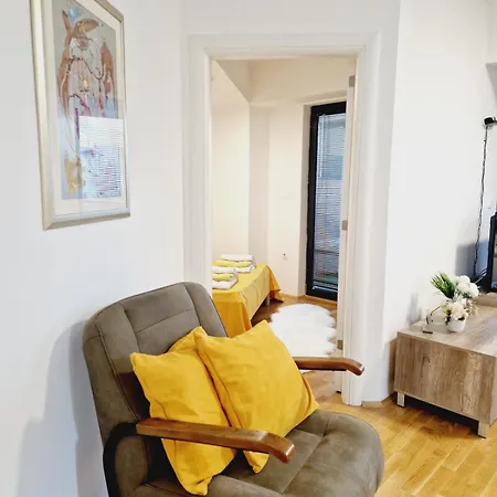 Kamche Lux Apartment *