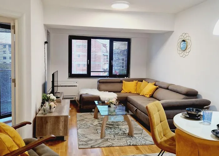 Apartment Kamche Lux *